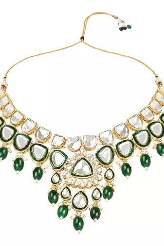 Traditional Pearl Kundan Necklace Jewellery Set With Earring Maang Tikka Set