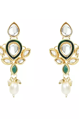Traditional Pearl Kundan Floral Necklace With Earring Maang Tikka Set