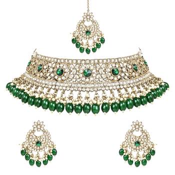Traditional Kundan Pearl Hanging Choker Necklace Jewellery Set With Earrings & Maang Tikka 1