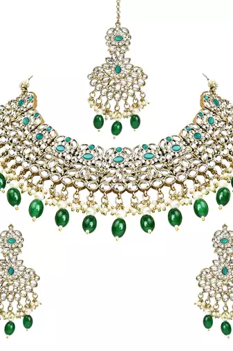 Traditional Kundan Pearl Drop Bridal Choker Necklace With Chandbali Earrings & Maang Tikka Jewellery Set