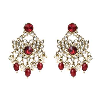 Traditional Kundan Pearl Drop Bridal Choker Necklace With Chandbali Earrings & Maang Tikka Jewellery Set 4