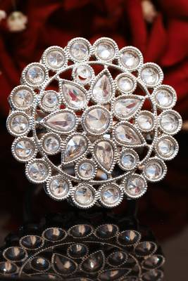 White Silver Stone-Studded Ring 3