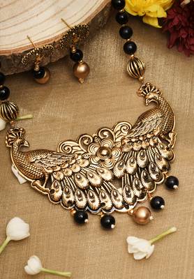 Black Beads Necklace with Gold Plated Peacock Pendant 3