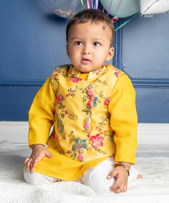Yellow embroidered kurta jacket set 1