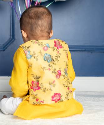 Yellow embroidered kurta jacket set 3