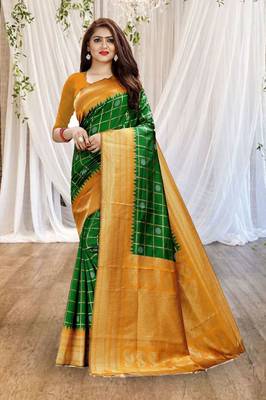 Gadwal silk sare with blouse 6