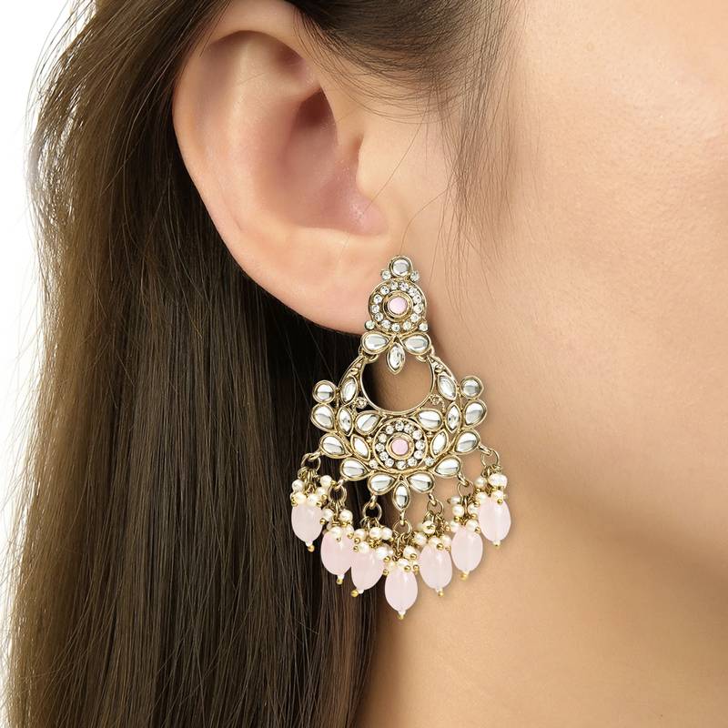 Traditional Kundan Pearl Drop Bridal Choker Necklace With Chandbali Earrings & Maang Tikka Jewellery Set