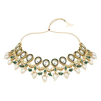 Traditional Pearl Kundan Floral Necklace With Earring Maang Tikka Set 5