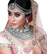 Traditional Handcrafted Faux Kundan Bridal Jewellery Set with Earrings & Matha Patti