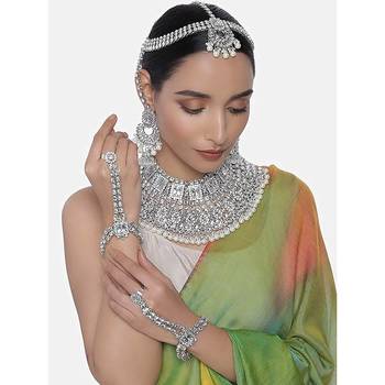 Traditional Handcrafted Faux Kundan Bridal Jewellery Set with Earrings & Matha Patti 3