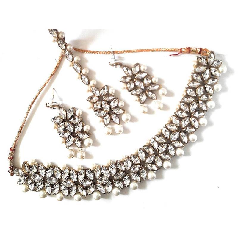 Traditional Bridal Choker Necklace Jewellery Set with Earrings & Maang Tikka for Women 
