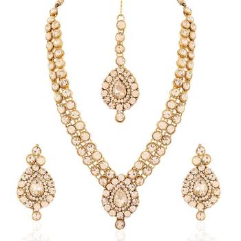 Traditional Jewellery Set with Maang Tikka for Women IJ244W  2