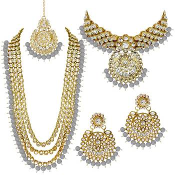 Traditional Kundan & Pearl Studded Bridal Choker Necklace Jewellery Set With Earrings & Maang Tikka for Women 2