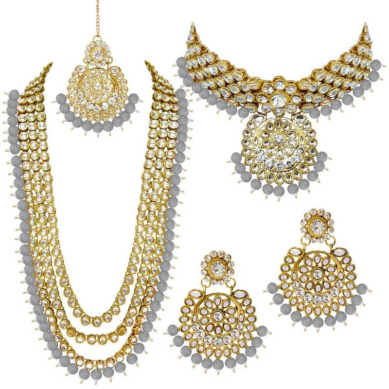 Traditional Kundan & Pearl Studded Bridal Choker Necklace Jewellery Set With Earrings & Maang Tikka for Women