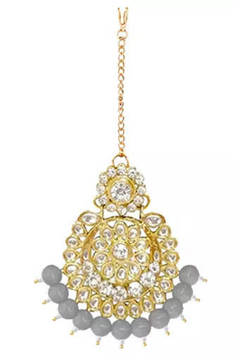 Traditional Kundan & Pearl Studded Bridal Choker Necklace Jewellery Set With Earrings & Maang Tikka for Women