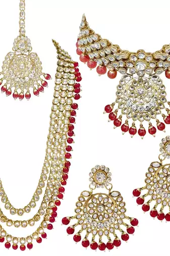 Traditional Kundan & Pearl Studded Bridal Choker Necklace Jewellery Set With Earrings & Maang Tikka for Women