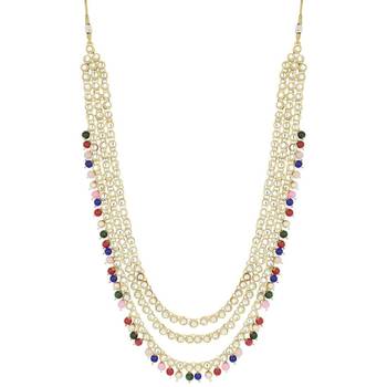 Traditional Kundan & Pearl Studded Bridal Choker Necklace Jewellery Set With Earrings & Maang Tikka for Women 4