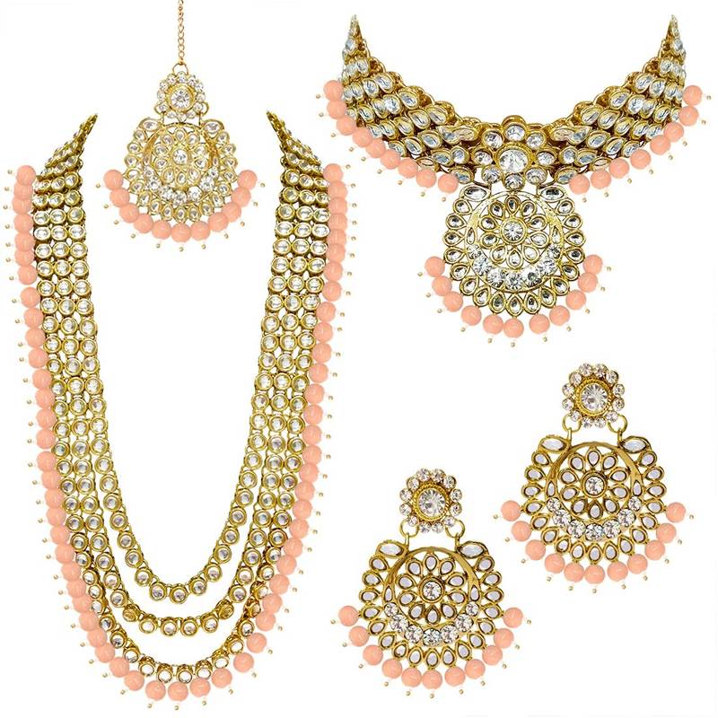 Traditional Kundan & Pearl Studded Bridal Choker Necklace Jewellery Set With Earrings & Maang Tikka for Women