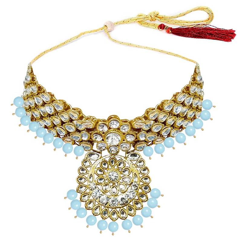 Traditional Kundan & Pearl Studded Bridal Choker Necklace Jewellery Set With Earrings & Maang Tikka for Women