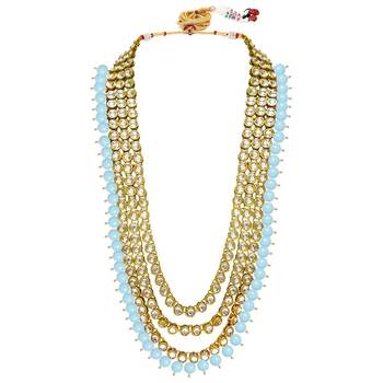 Traditional Kundan & Pearl Studded Bridal Choker Necklace Jewellery Set With Earrings & Maang Tikka for Women 5