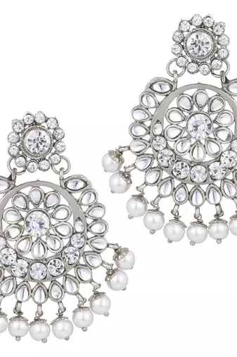 Traditional Kundan & Pearl Studded Bridal Choker Necklace Jewellery Set With Earrings & Maang Tikka for Women