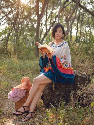 Off White Elephant Embroidered Circular Winter Poncho_free Size 5