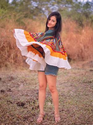 Sparrow Motif Embroidred Deep Green Circular Poncho_free Size 3