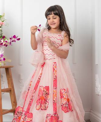 Pink applique embroidered lehenga set 2