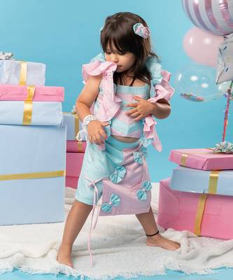 Patch work ruffle sleeve top with skorts 1