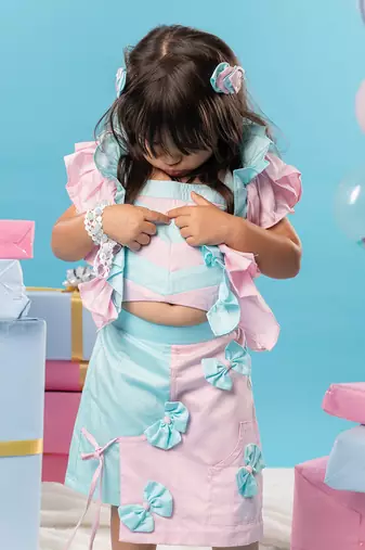 Patch work ruffle sleeve top with skorts