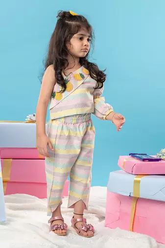 Pineapple embroidered pant set