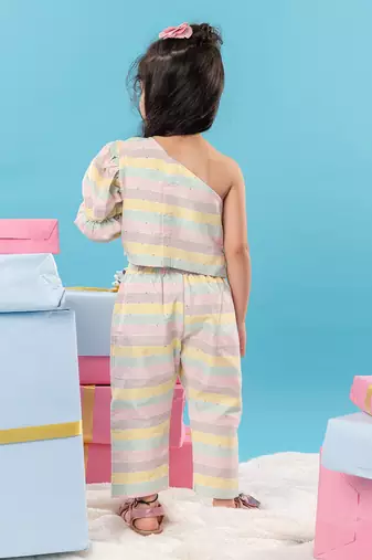 Pineapple embroidered pant set