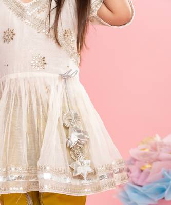 Pleated kurti with yellow dhoti 4