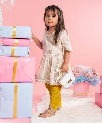 Pleated kurti with yellow dhoti 5