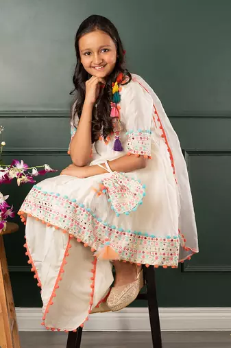 Off white embroidered kurta dhoti set
