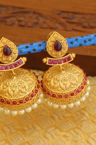 Matte finish lakshmi necklace set