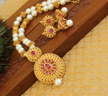 Matte finish ruby necklace set 1