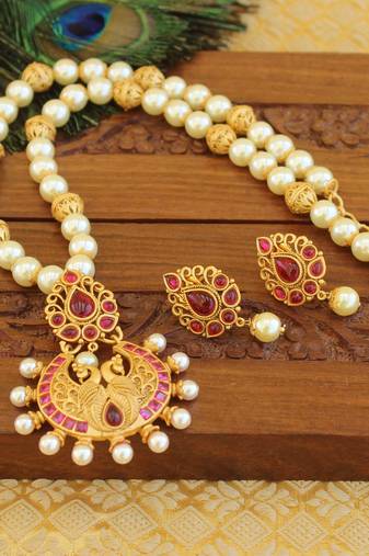 Matte finish peacock ruby necklace set