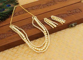 Designer gold plated pearl necklace 3