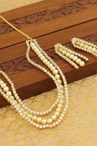 Designer gold plated pearl necklace
