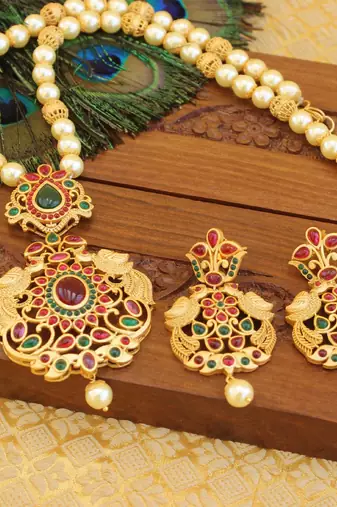 Matte finish peacock necklace set