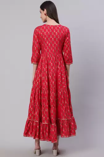 Nishabd women rayon embroidered frontslit  3/4 sleeves calf kurta