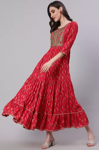 Nishabd women rayon embroidered frontslit  3/4 sleeves calf kurta