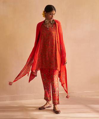 Red nadiya kurta set 1