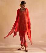 Red nadiya kurta set