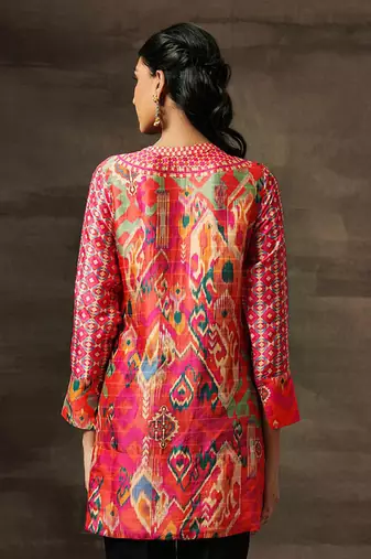Apricot farah top