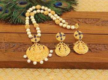 Matte finish lakshmi necklace set 2