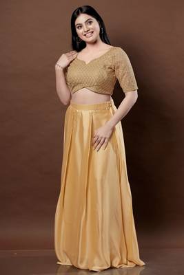 Salwar Studio Women's Gold Embroidered Saree Blouse 6