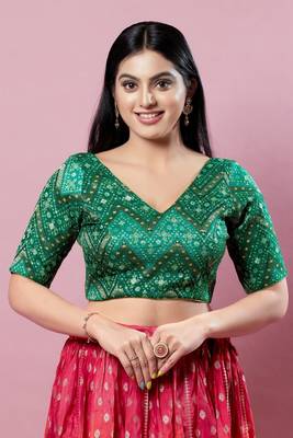 Salwar Studio Women's Green Woven Design Saree Blouse 1