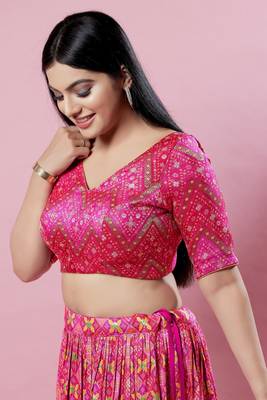 Salwar Studio Women's pINK Woven Design Saree Blouse 2